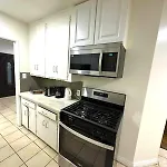 Cozy 3Br Home With Pool, Yard, Garage, And 80 Inch Tv!